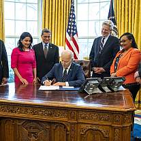 Dr. Tabak joins POTUS at signing of the John Lewis NIMHD Research Endowment Revitalization Act
